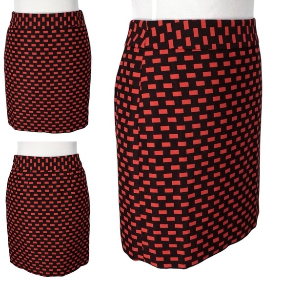 ANN TAYLOR LOFT Red Black Check Pencil Straight Skirt Size 6 - Picture 1 of 9